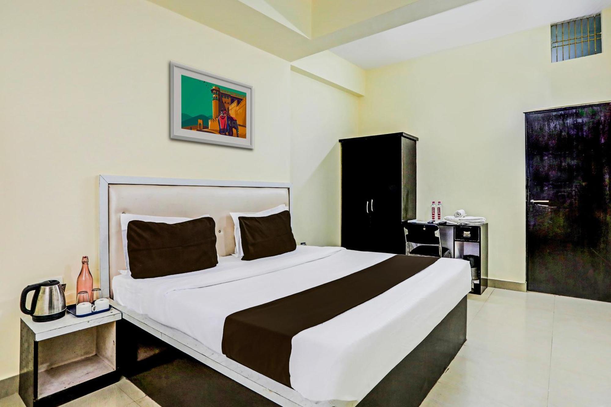 Super Hotel O Hyderabad Gate Iit Bhu Kakarmatha Exterior photo