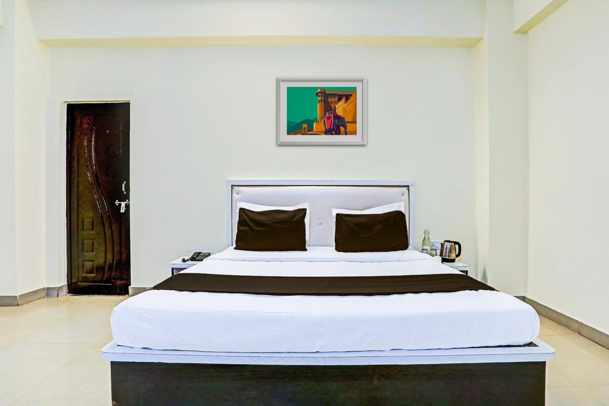 Super Hotel O Hyderabad Gate Iit Bhu Kakarmatha Exterior photo