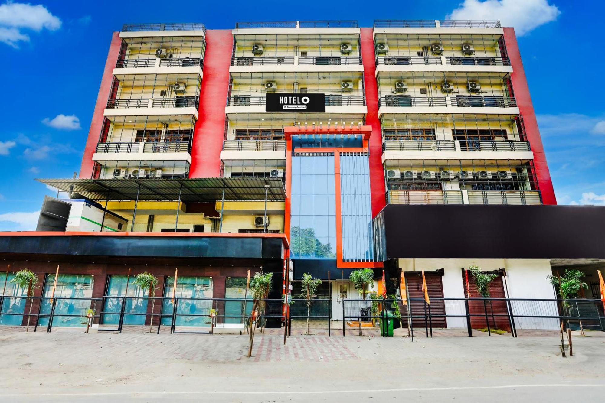 Super Hotel O Hyderabad Gate Iit Bhu Kakarmatha Exterior photo